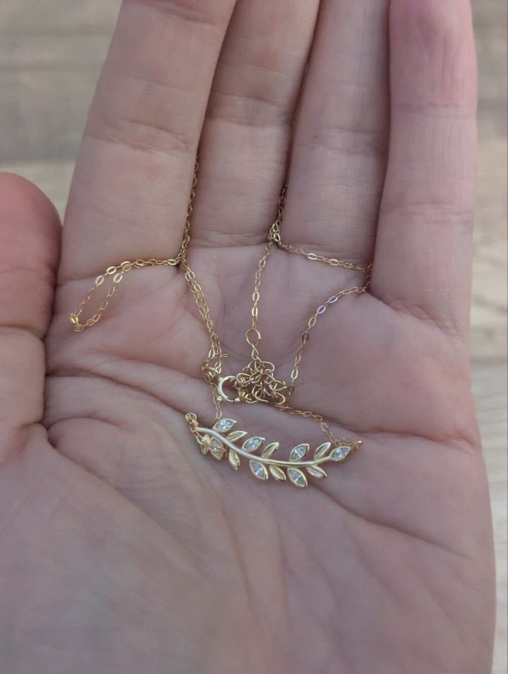 Dainty Gold Leaf Pendant Necklace with Clear Stones